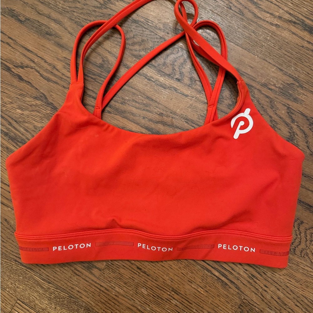 Peloton Vibrant Red/Orange Cadent Strappy Sports Bra. M